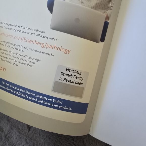 New Comprehensive Radiographic Pathology Textbook - 7th Edition - Picture 2 of 2